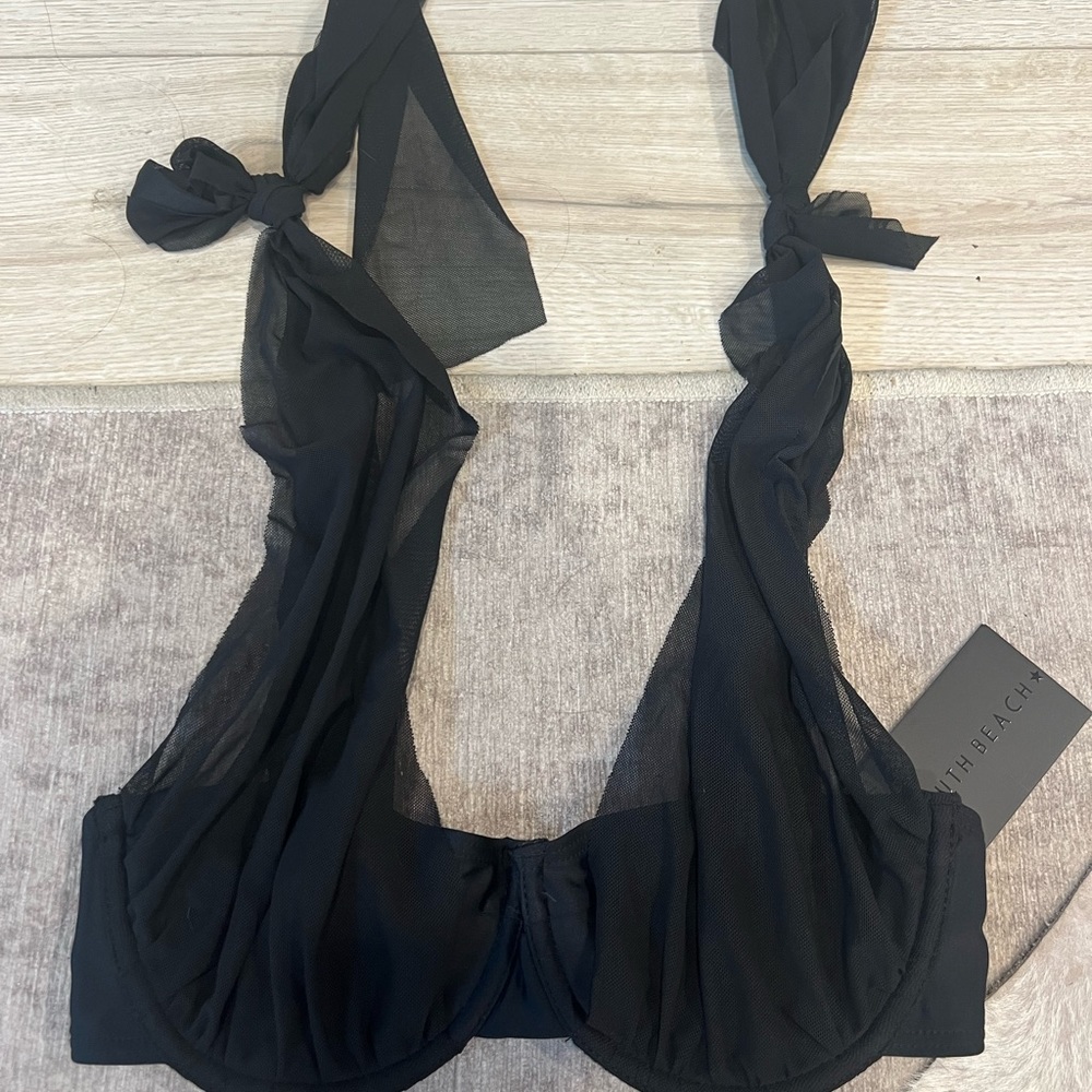 Mesh tie strap bikini top
